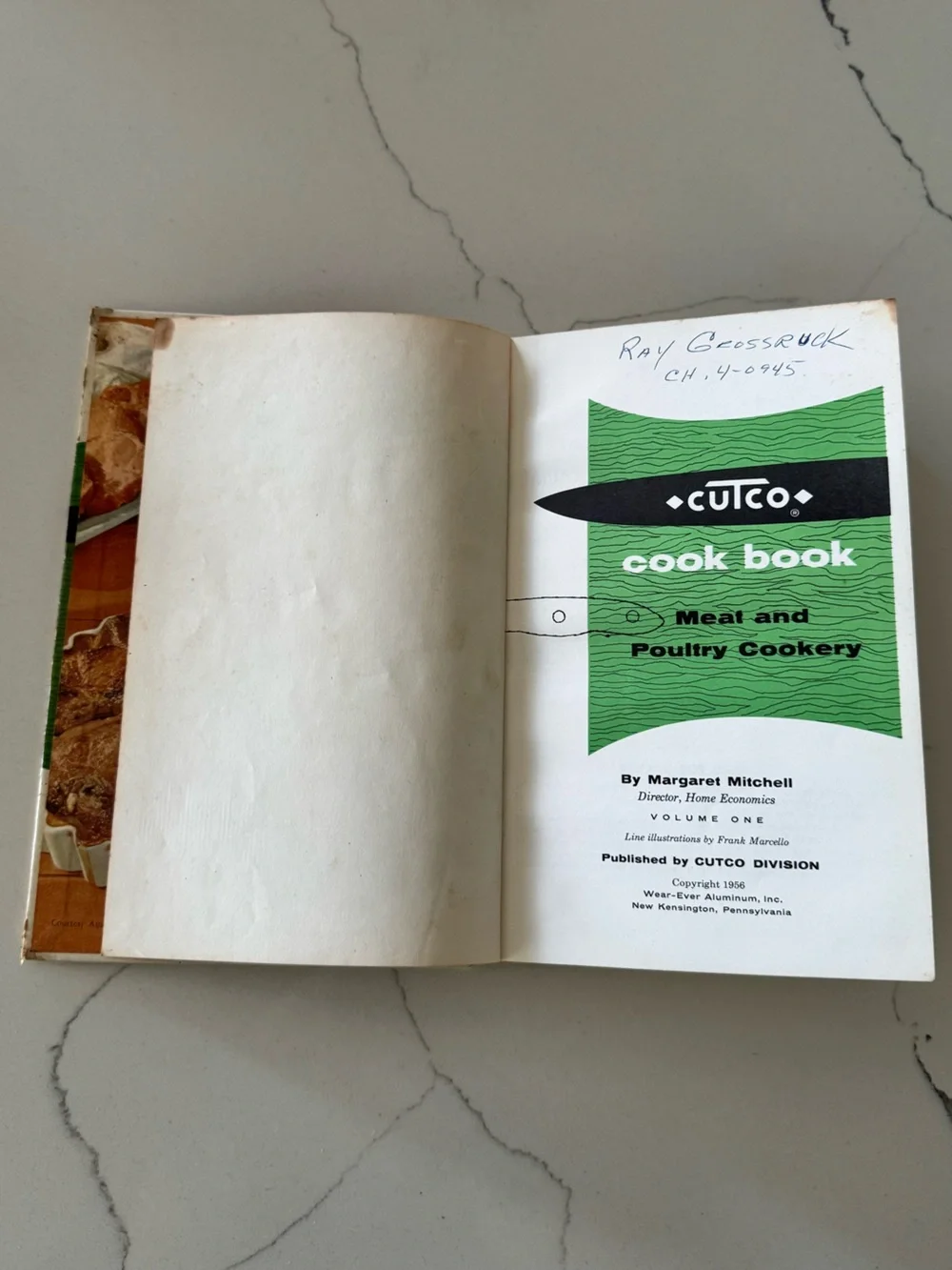 Cutco Cook Book - World's Finest Cutlery